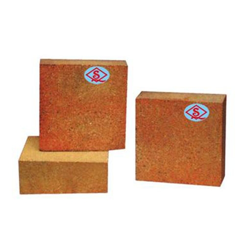 Composite magnesia alumina brick